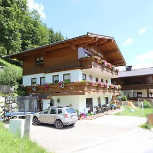 birgit-saalbach-hinterglemm.saalbachhinterglemmhotels.com/